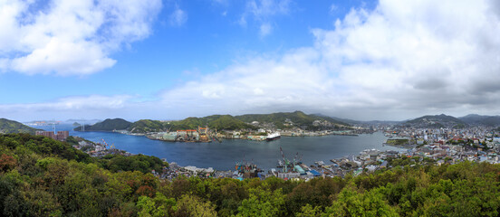 Fototapeta na wymiar 長崎港の景観　パノラマイメージ