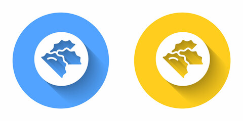 White Dumpling icon isolated with long shadow background. Traditional chinese dish. Circle button. Vector