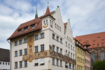 Obraz premium Historisches Bauwerk in der Altstadt von Nürnberg, Franken, Bayern