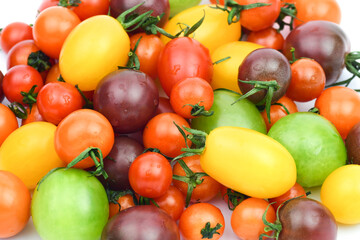 鮮やかなミニトマト