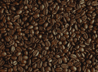 Fototapeta premium Vector realistic illustration of coffee beans. A blend of roasted Arabica and Robusta coffee beans background. 