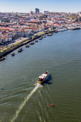 Vue sur Porto Villa Nova de Gaia depuis le Pont Dom-Luís I