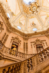 Obraz premium Le Grand escalier du Palais de la Bourse de Porto