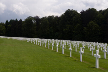 Fototapeta na wymiar Amerikanischer Kriegsfriedhof 