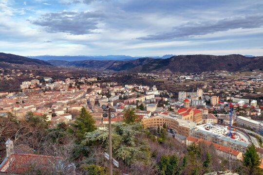 Vue panoramique de Privas en Ard&egrave;che France