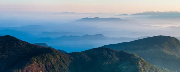 Foto auf Alu-Dibond Adams Peak (Sri Pada) view at sunrise, mountains in the Central Highlands of Sri Lanka, Asia © Matthew