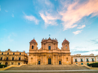 Naklejka premium Sunrise at St Nicholas Cathedral (Noto Cathedral, Cattedrale di Noto) in Noto, Sicily, Italy, Europe