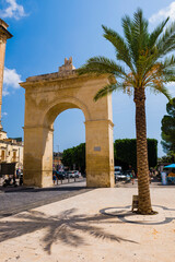 Obraz premium Noto City Gate (Porta Reale Ferdinandea), Noto, Sicily, Italy, Europe