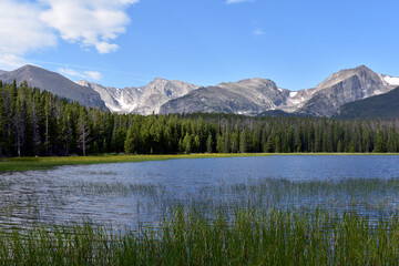 Fototapeta na wymiar Bierstadt Lake, Rocky Mountain National Park