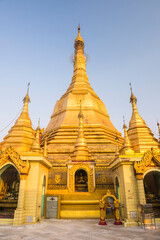 Fototapeta premium Sule Paya (Sule Pagoda), a Buddhist temple in Yangon (Rangoon), Myanmar (Burma)