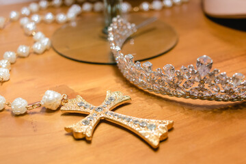 crucifix and crown