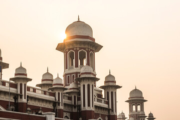 Fototapeta na wymiar Lucknow train station, Uttar Pradesh, India