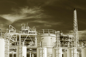 pipeline, chimney and cylinder in oil refinery plant
