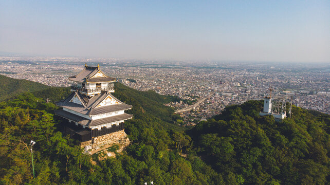 金華山」の写真素材 | 16,358件の無料イラスト画像 | Adobe Stock
