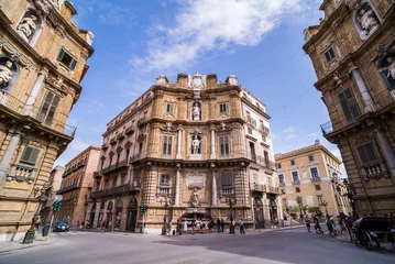 Papier Peint photo Palerme Palermo, Quattro Canti (Piazza Vigliena, The Four Corners), a Baroque square at the centre of the Old City of Palermo, Sicily, Italy, Europe
