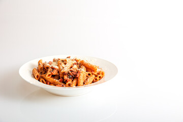 イタリアン料理　ペンネアラビアータ