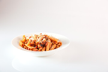 イタリアン料理　ペンネアラビアータ