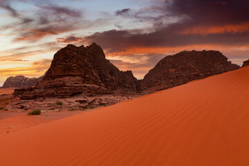 Fototapeta na wymiar Wadi Rum Desert in Jordan at the beautiful dawn