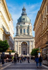 Fototapeta na wymiar St. Stephen's basilica in Budapest, Hungary