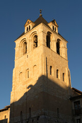 Fototapeta na wymiar View of the Colegiata de San Isidoro tower, Leon, Spain.