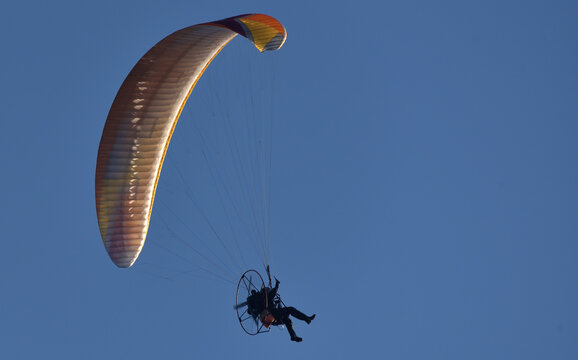 paraglider navigation training before competition