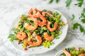 Asian Fried Shrimps with Buckwheat Noodles