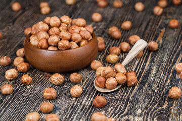 a large number of hazelnuts