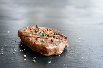 Frisch gegrilltes Steak