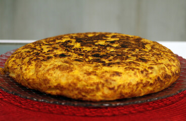tortilla española de patata jugosa