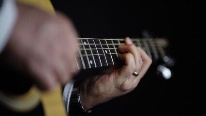 Fototapeta premium man acoustic guitar, guitar player, jazzman, classic guitar, violão, violonista, violão classico, classic guitar, jazz, blues