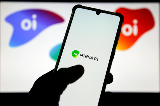 Cell phone screen with Oi application