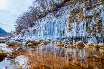 長野県木曽郡木曽町　白川氷柱群