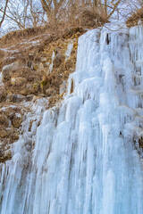 長野県木曽郡木曽町　白川氷柱群