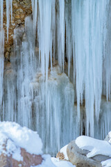 長野県木曽郡木曽町　白川氷柱群