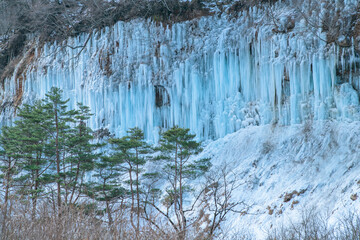 長野県木曽郡木曽町　白川氷柱群