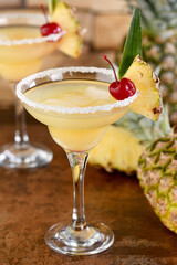 Lime combined with fresh pineapple juice and tequila are cocktails that always have a bright taste and aroma.
