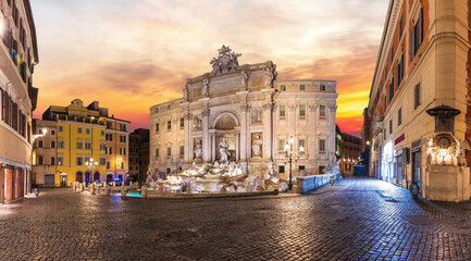 Naklejka premium Beautiful full view of Trevi Fountain at sunrise, Rome, Italy, no people