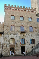 Palazzo medievale ora sede del comune di San Gimignano. Siena. Toscana.