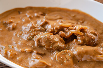 自家製ビーフストロガノフ