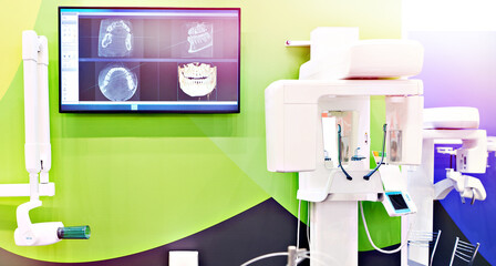 Dental 3D scanners and monitor