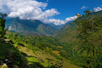 Naklejka na ściany i meble Mountain views of the Tatopani area during trekking around Annapurna (Annapurna Circuit), Himalaya, Nepal.