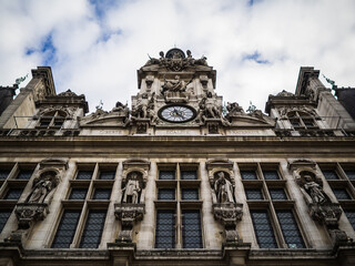 Obraz premium Detail from the facade of Paris Hotel de Ville