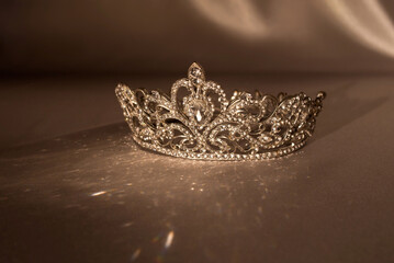 Princess royal crown, beauty contest. King, queen.