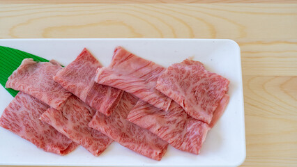 日本産の牛肉｜肩ロース肉