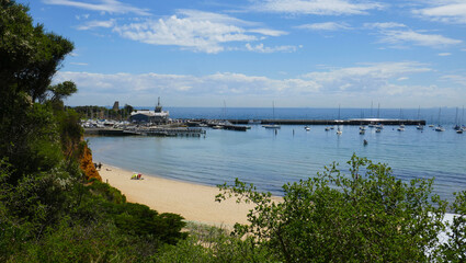 Fototapeta na wymiar Mornington Beach and Pier in Victoria Australia.