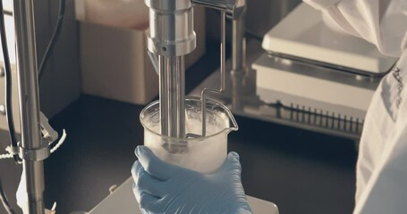 Located in Seoul, South Korea
Oct 11. 2019
Cosmetics Bio Lab
Researchers mixed reagents in Beaker in the lab.
