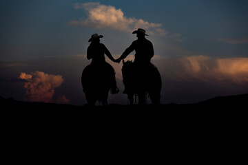 Cow boy Cowgirl Silhouette 