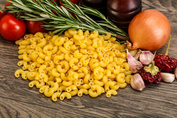 Raw Italian wheat pasta - Chifferi rigati