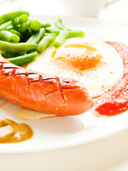 Egg sausages and green beans