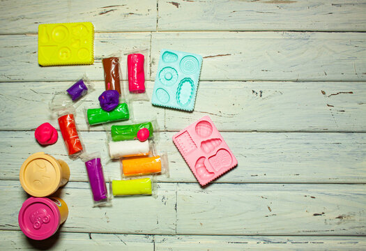 children's toys plasticine playdo games